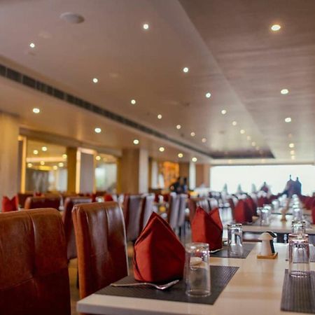 Hotel Prism - A Boutique Hotel Джорхат Экстерьер фото