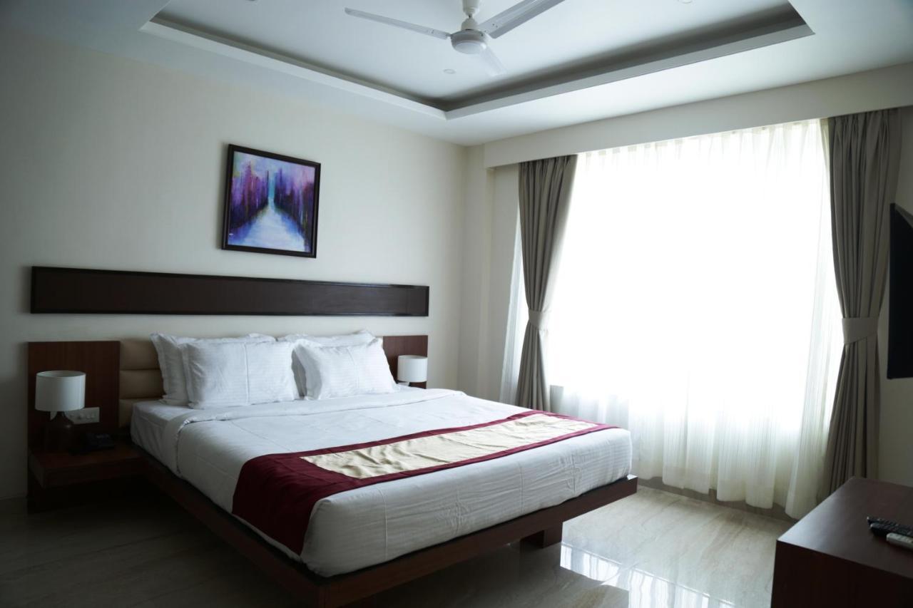 Hotel Prism - A Boutique Hotel Джорхат Экстерьер фото