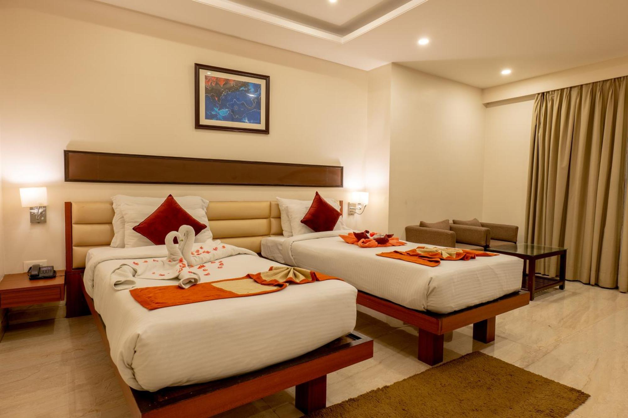 Hotel Prism - A Boutique Hotel Джорхат Экстерьер фото