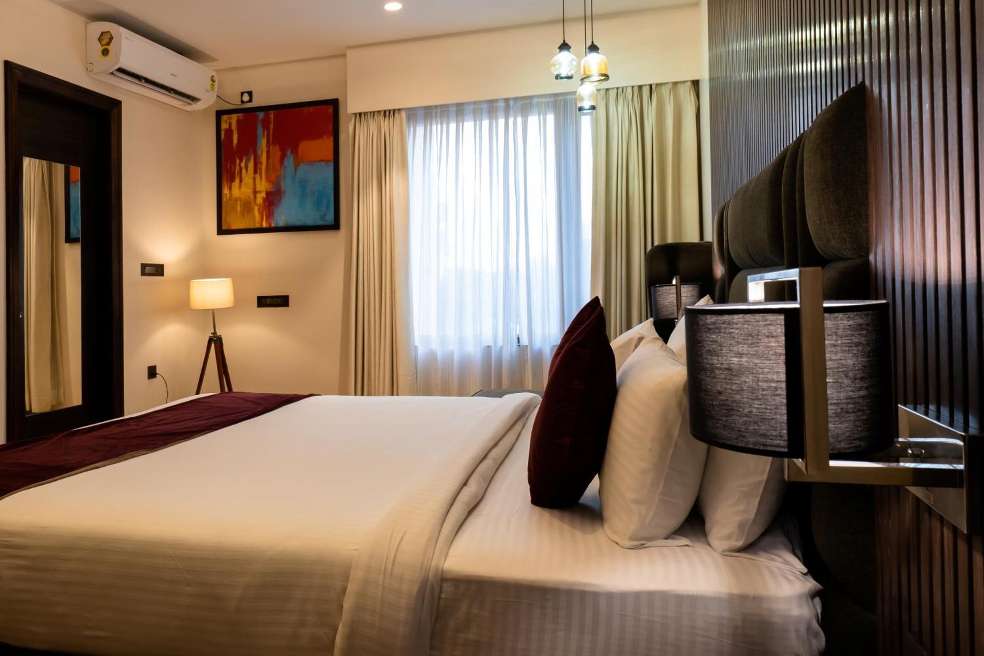 Hotel Prism - A Boutique Hotel Джорхат Экстерьер фото